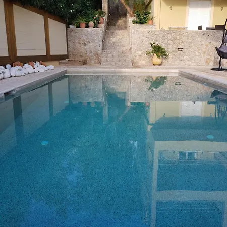 Pleiades Luxury Apart-hotel 4*