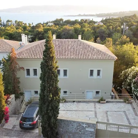 Pleiades Luxury מלון דירות
