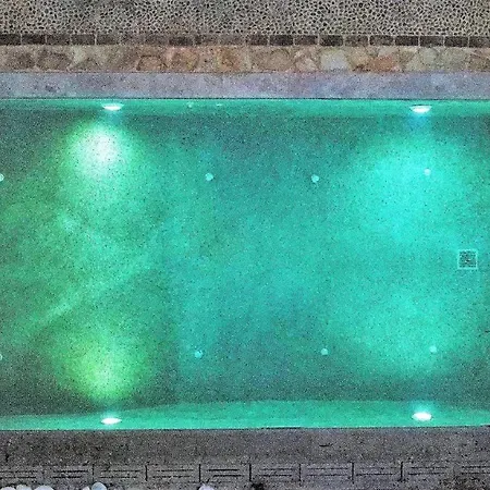 Lägenhetshotell Pleiades 4*