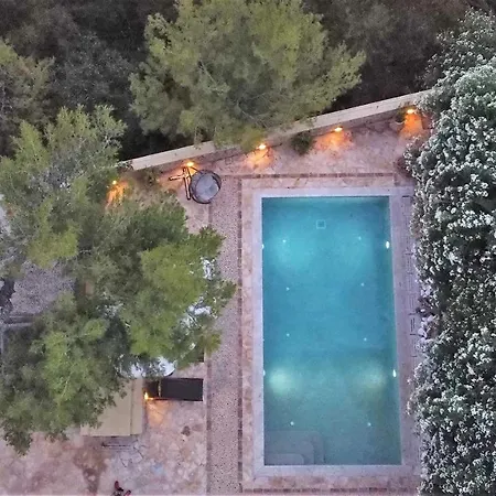 πλειάδες Ξενοδοχείο με διαμερίσματα Πόρτο Χέλι