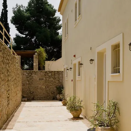 πλειάδες Ξενοδοχείο με διαμερίσματα 3*