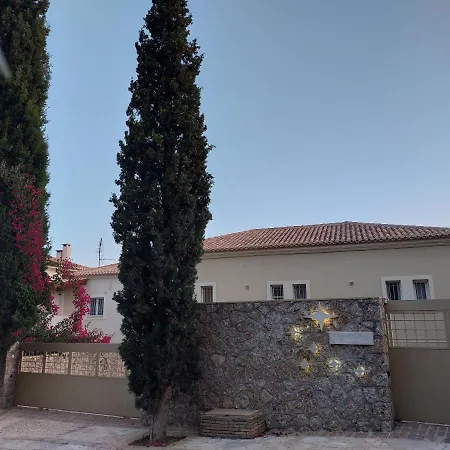 Ξενοδοχείο με διαμερίσματα πλειάδες Πόρτο Χέλι
