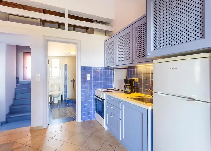 Pleiades Luxury Ξενοδοχείο με διαμερίσματα 4*