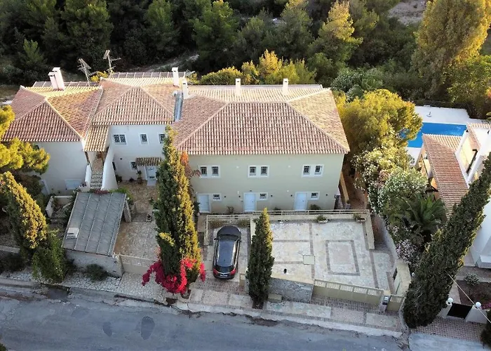 Pleiades Luxury 4* Πόρτο Χέλι