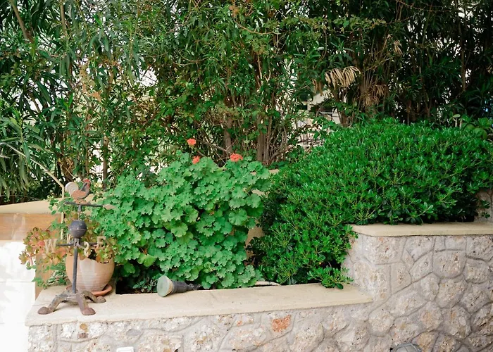 Pleiades Luxury Πόρτο Χέλι