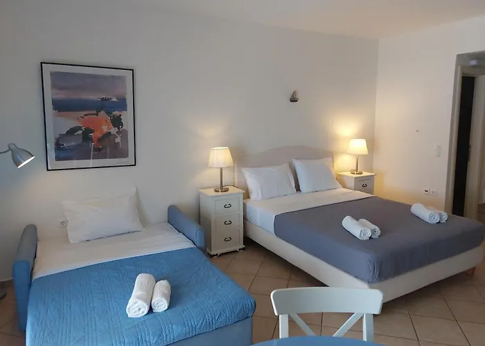 Pleiades Luxury Πόρτο Χέλι