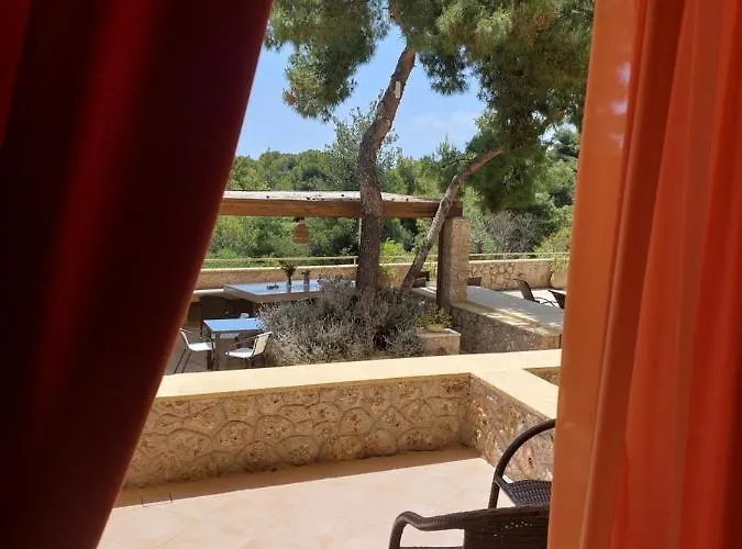 Ξενοδοχείο με διαμερίσματα Pleiades Luxury Πόρτο Χέλι