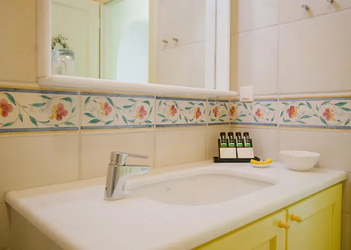 Pleiades Luxury Πόρτο Χέλι