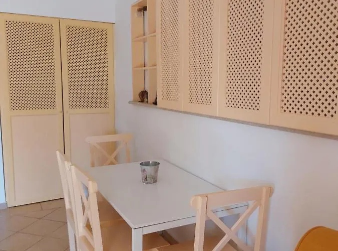 Pleiades Luxury Ξενοδοχείο με διαμερίσματα